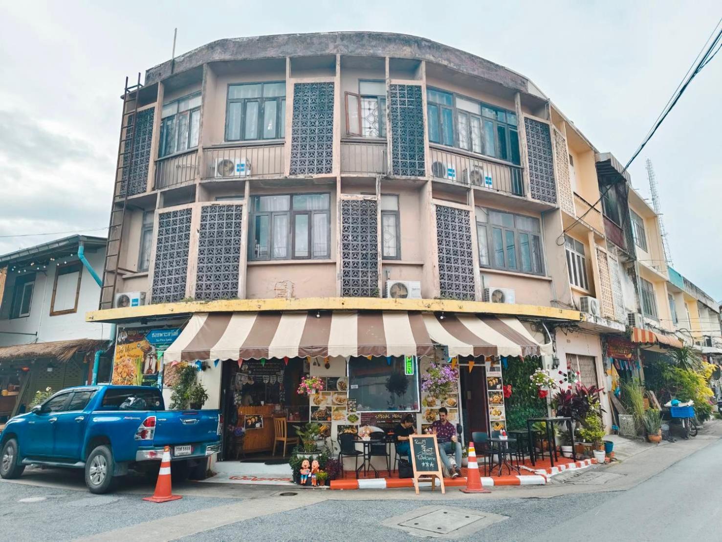 Rhythm Of Life Guesthouse 56 Bangkok Exterior photo