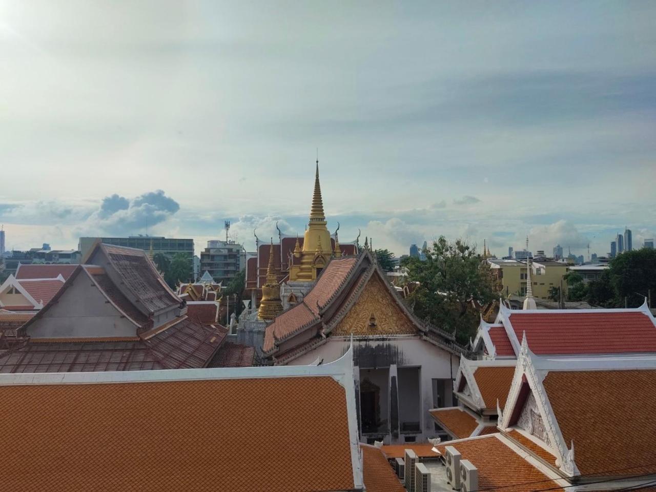 Rhythm Of Life Guesthouse 56 Bangkok Exterior photo